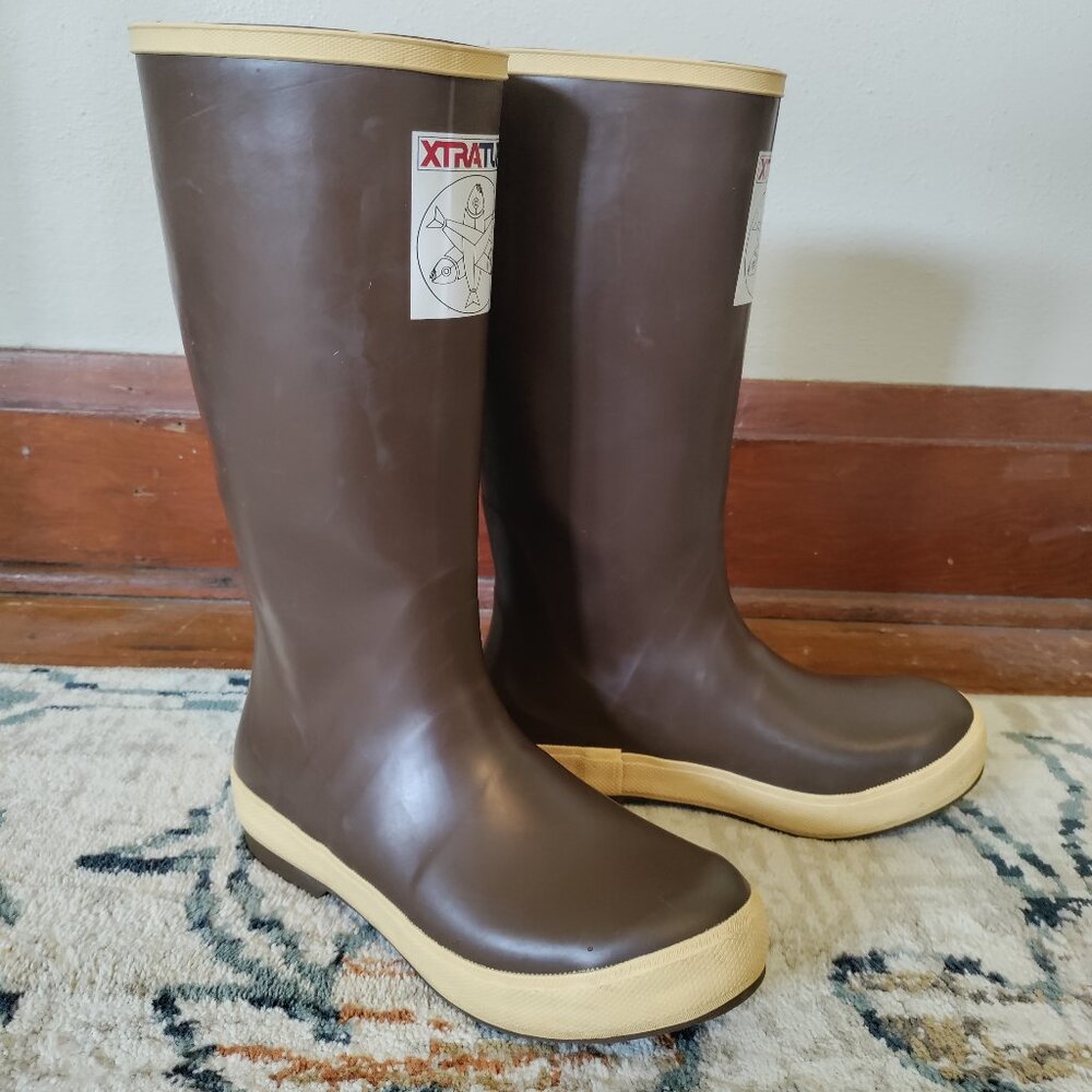 Xtratuf Women's Salmon Sisters 15 in Legacy Boot